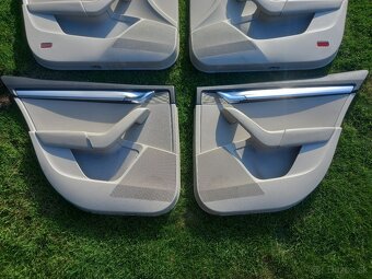 Škoda Octavia 3 Sedan Tapacíre - 2