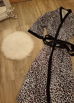 Luxusný dámsky župan - 2