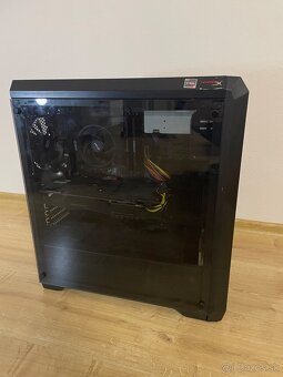 Predám stolný počítač - 2