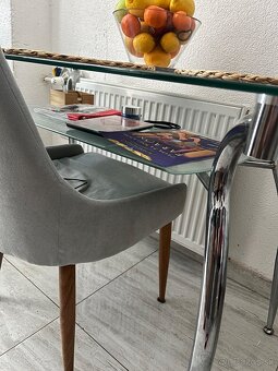 Predam jedalensky stol - 2