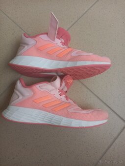 Botasky Adidas 34 - 2