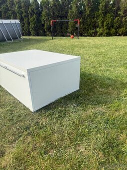 Skrinky po TV - 2