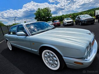 Jaguár Sovereign 3.2 V8 (generácia X308) - 2