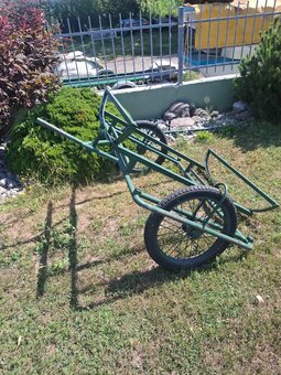Ručný vozík dvojkolesový. - 2