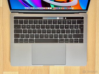 MacBook Pro 13" i5-2.9GHz/8GB/512GB/Touchbar, TOP STAV - 2