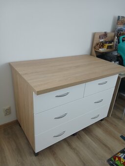 Komoda - 2