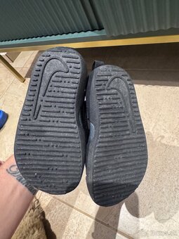 Nike - 2