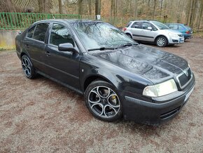 Škoda Octavia 1.8t 2006 228000km - 2