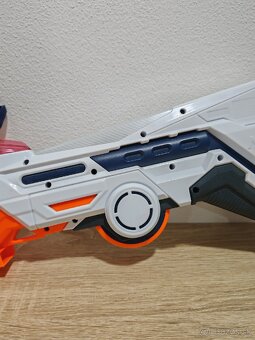 Hasbro Nerf Laser Ops Pro Deltaburst bláster
- 2