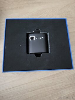 Predám mini smart projektor PIQO + držiak - 2
