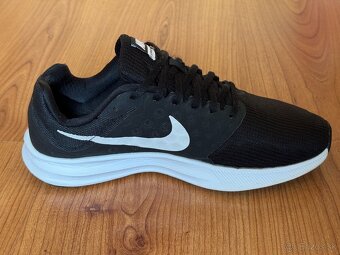 Tenisky Nike, veľkosť 42 - 2