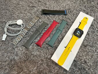 Apple Watch 5, 44mm Stainless Steel - 2
