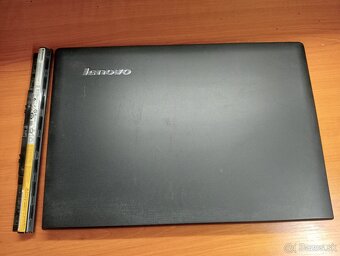 predám notebook LENOVO G50-30 , WINDOWS 7 , 2x baterka - 2