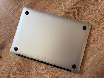 Apple MacBook Air 13 (2017) - 2