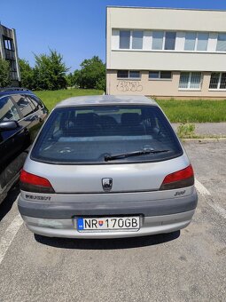 Predám Peugeot 306 najlepšie na náhradné diely - 2