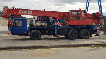 TATRA 815 AD 28 žeriav - 2