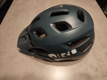 Prilba Giro - 2