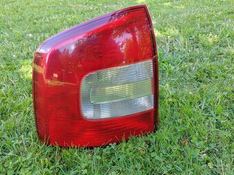 Škoda Octavia 2 combi ľavé svetlo - 2