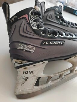 Hokejové korčule Bauer veľkosť 43 - 2