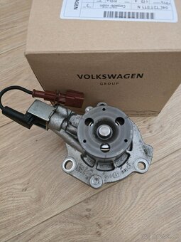 VW vodná pumpa 010157801KT - 2