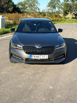 Skoda Superb Sportline 2.0TDi - 2