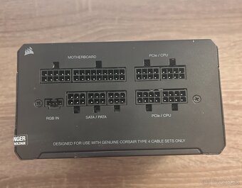 Corsair CX750F RGB - 2