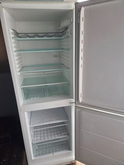 chladničku s mrazičkou - 2