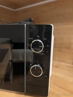 Mikrovlnná rúra Samsung - 2