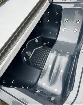 Kúpacia kaďa, jacuzzi, vírivka, jacuzzi - 2