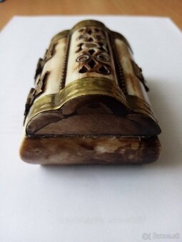 Retro starozitnosti - 2