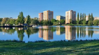 ČIERNOMORSKÁ ul. - 2 IZB BYT pri JAZERE, KOŠICE, 6. posch., - 2