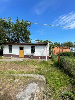 Predaj starší RD pozemok 780 m2 Podunajské Biskupice - 2