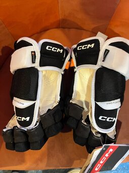 rukavice CCM Tacks 4R Pro3 - 2