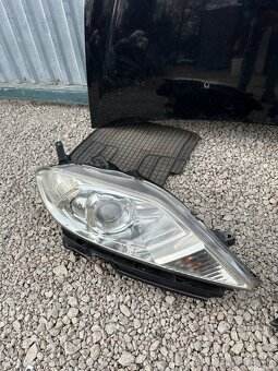 Predám kapota svetlo Bixenon Ventilátor HONDA FRV FR-V 2005- - 2