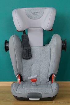Autosedacka Britax Römer Kidfix II XP SICT - 2