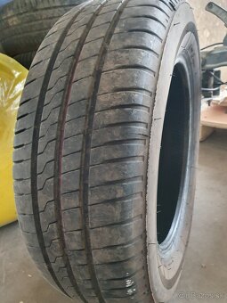195/65 r15 - 2