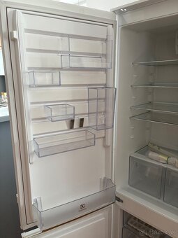 Electrolux ENN2852ACW - 2