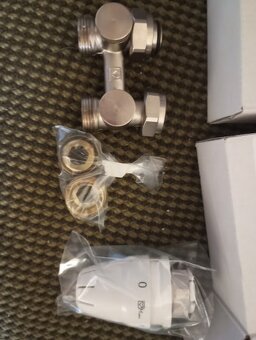 Predám set VK + termostatický ventil Herz Picollo VK - 2
