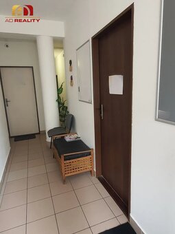 AD REALITY - NA PRENÁJOM  -  priestor pre služby - 2