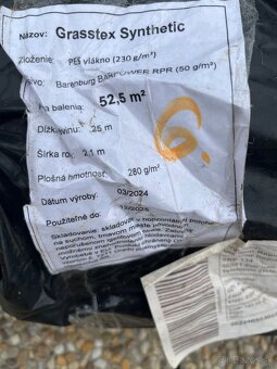 Geotextilia s travou na rychle zatravnenie pozemku - 2