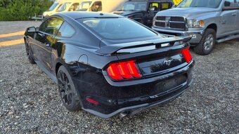 FORD MUSTANG NA NÁHRADNÉ DIELY - 2