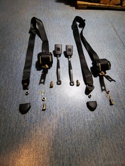 Lada Vaz Žiguli 2104 a 2107 pásy - 2