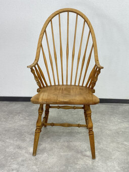 elegantné Windsorské kreslo - 2