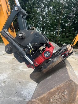 Hyundai HW 180 rototilt r6 - 2