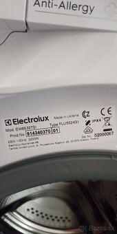 Automatická pračka Electrolux PerfectCare 600 EW6S327SI - 2
