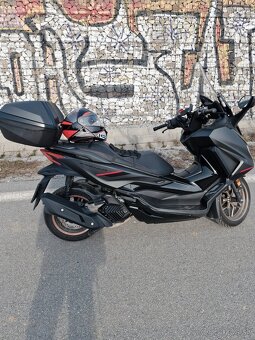 Honda Forza 125 Special Edition - 2