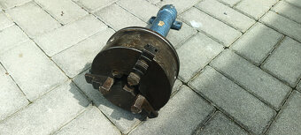 Sklučovadlo na sústruh - 2