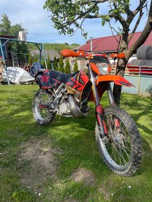 Predám Ktm exc 200 r.v.2004. - 2