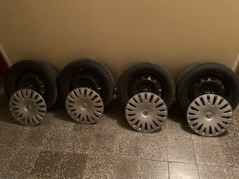 Zimné pneu 205/55 R16 na plechových diskoch - 2
