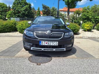 Škoda Octavia Scout - 2